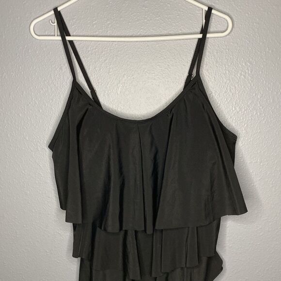 Black Tiered One Piece Black Swimsuit Size 2XL - Picture 2 of 7